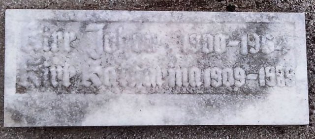 Kirr Johann 1900-1964 Kirr Katharina 1909-1985 Grabstein